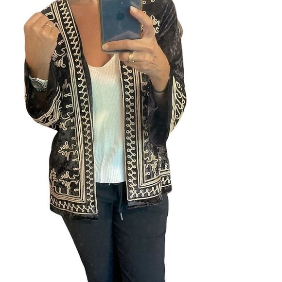 4SI3NNA Velvet Appliqué Black and Gold Jacket. - Picture 3 of 16